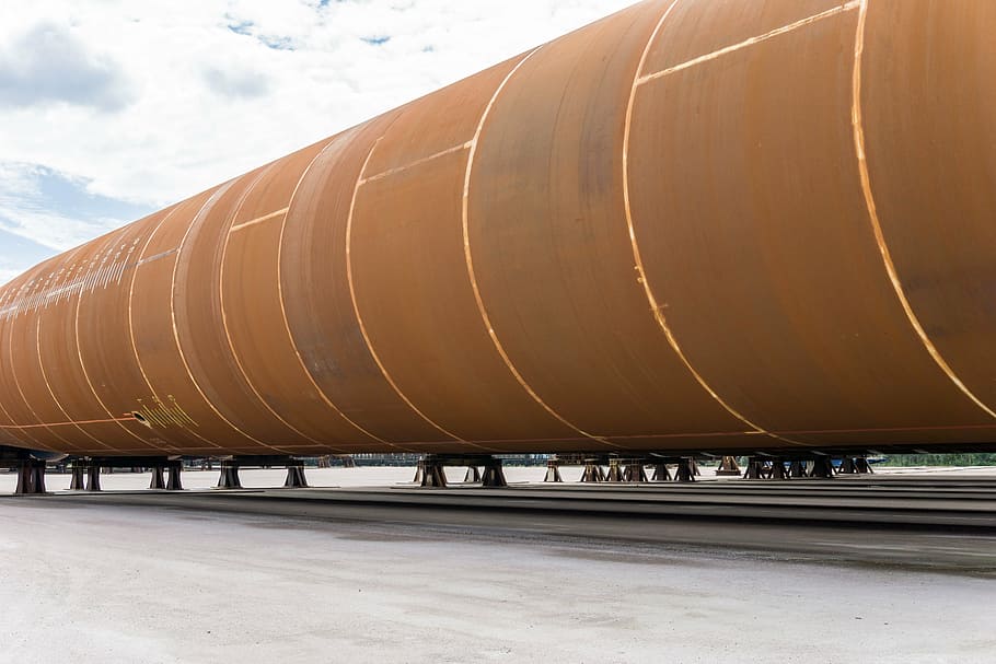 closeup photo of tank, pipeline, iron, steel, lines, flow, metal, HD wallpaper