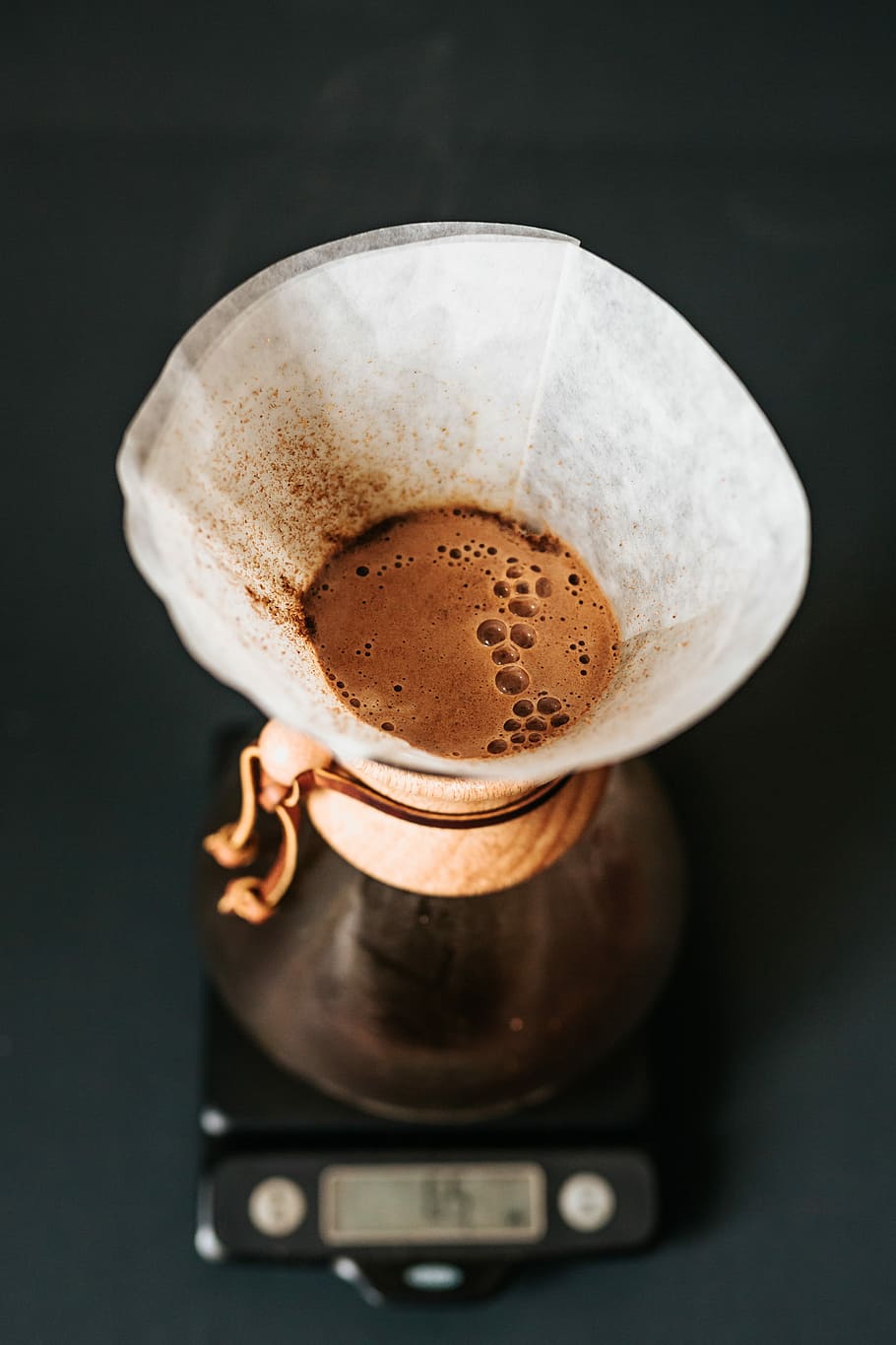 brown liquid on top of bottle, white coffee paper filter, chemex, HD wallpaper