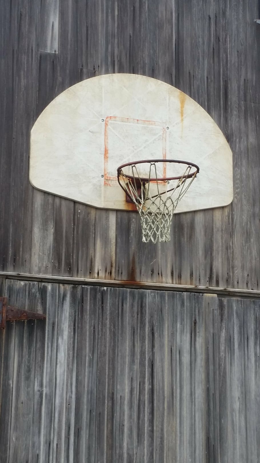 basketball, hoops, barn, basketball hoop, wood - material, basketball - sport HD wallpaper