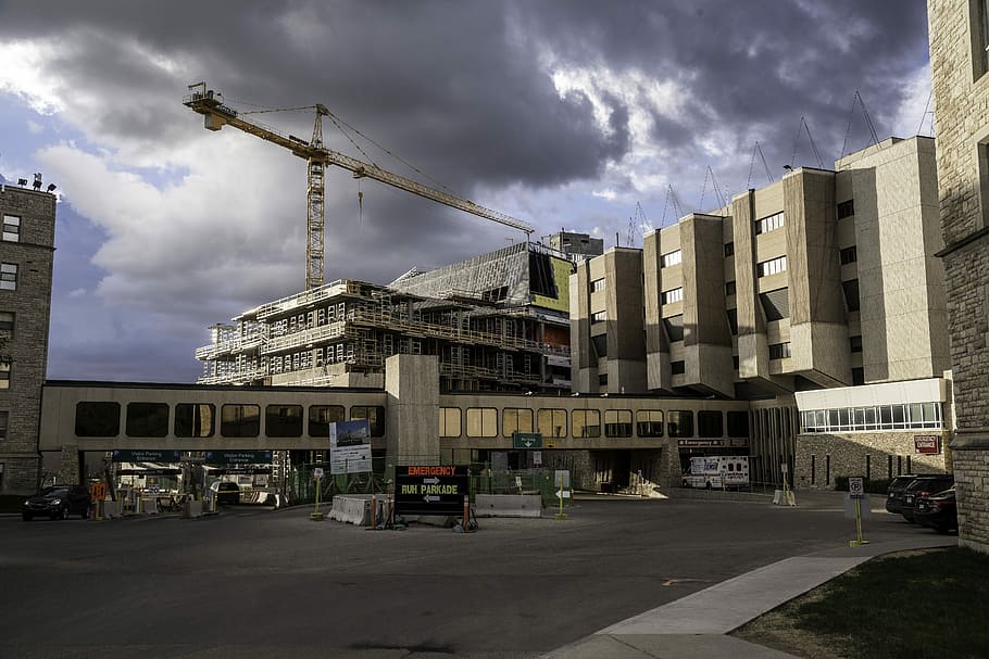 Construction going on at the University of Saskachewan in Saskatoon HD wallpaper