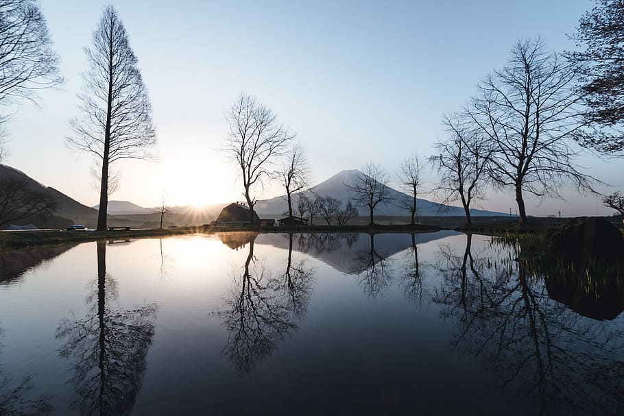 overlooking view of mountain, view of Mt. Fuji with body of water in front HD wallpaper