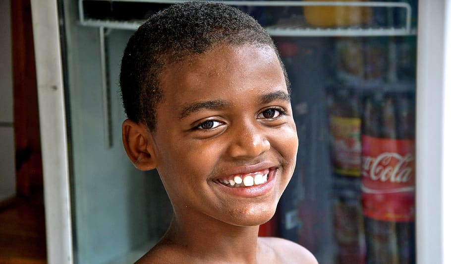 boy, rio, brazil, smiling, portrait, headshot, happiness, cheerful HD wallpaper