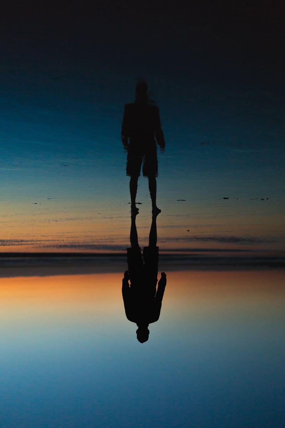 beach, mirror, night, reflection, sunset, silhouette, back Lit HD wallpaper