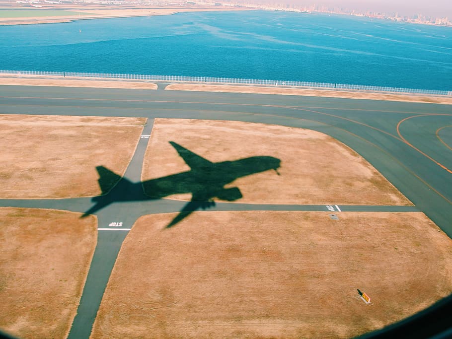 aerial photography of silhouette airplane, shadow of airplane HD wallpaper