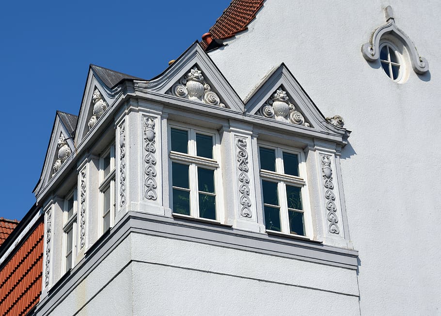 window, gable, architecture, facade, historically, built structure HD wallpaper