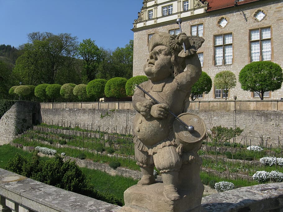 sculpture, artwork, statue, monument, stone, garden, nature HD wallpaper