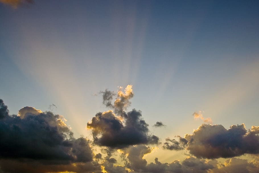 nature, sky, clouds, sun, rays, light, lines, blue, yellow HD wallpaper