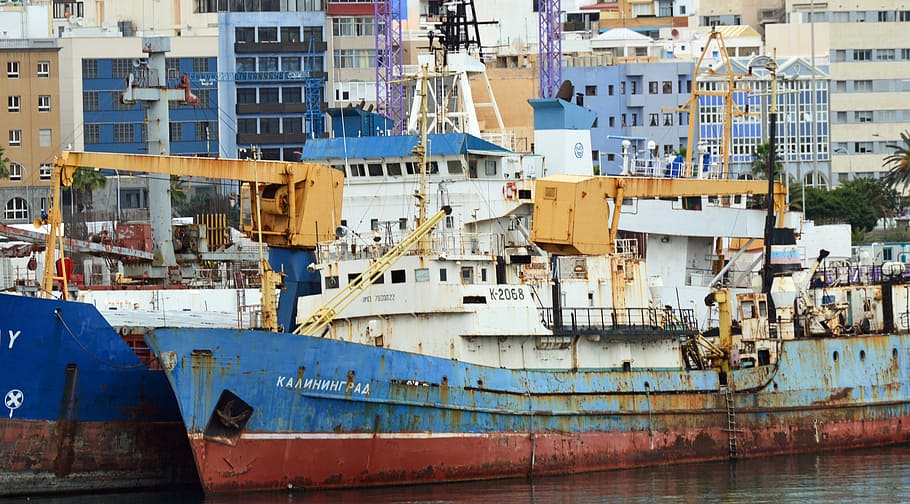 ship, scrap, port, homes, color, architecture, building exterior HD wallpaper