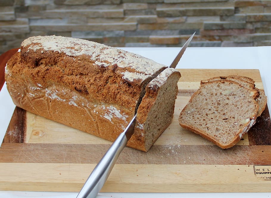 bread cutting, fresh bread, homemade, food, food and drink HD wallpaper