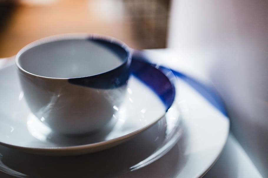 Collection of ceramic pottery, dishes, dishware, kitchenware HD wallpaper