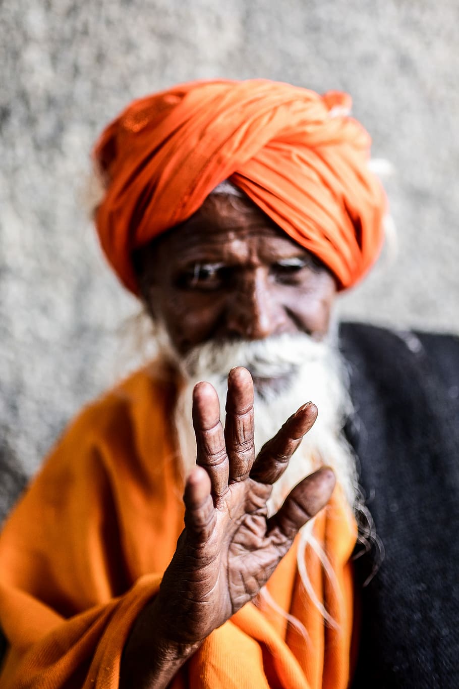 man wearing orange turban, selective focus photography of man near gray wall, HD wallpaper