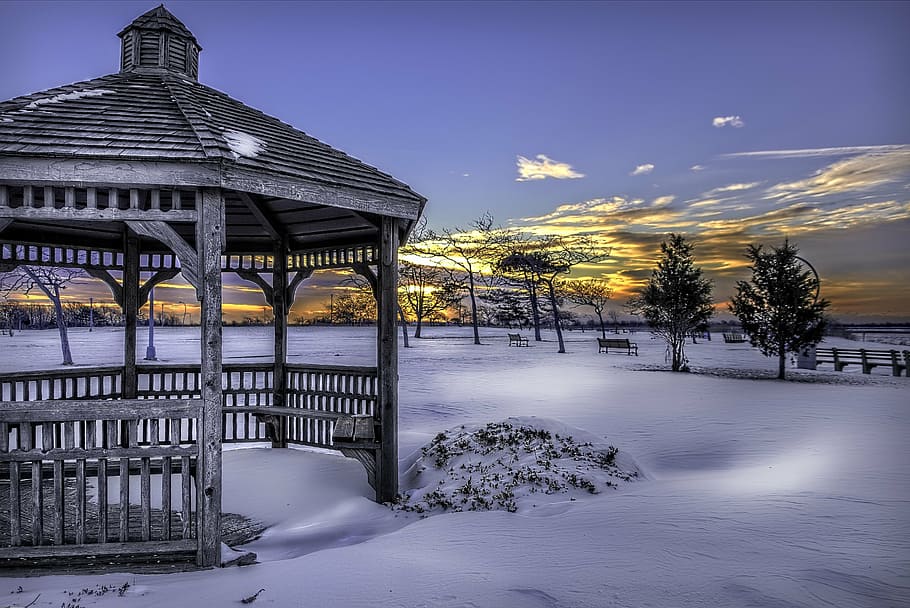 brown wooden gazebo, snow, winter, cold, white, landscape, park HD wallpaper