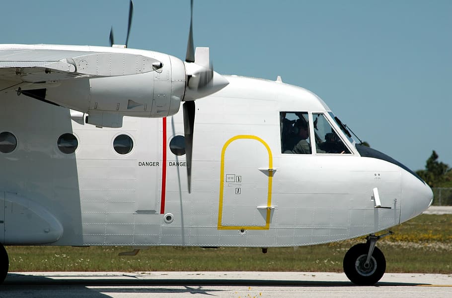 white airplane on pavement, aircraft, propellers, flight, aviation HD wallpaper