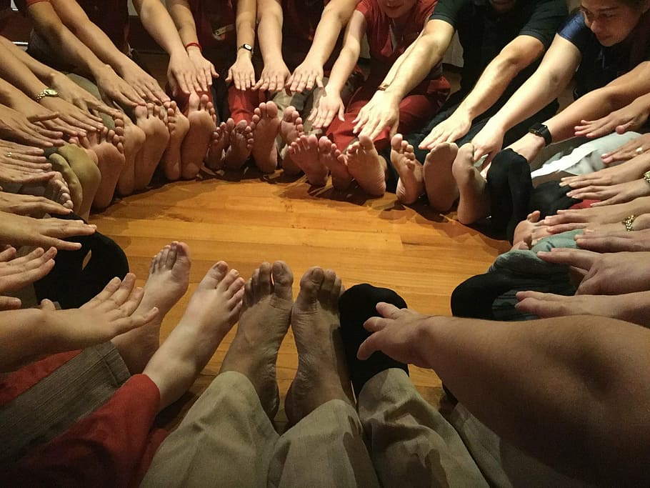feet, people, team, person, foot, spa, legs, human hand, human body part, HD wallpaper
