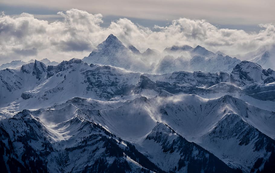 mountain cover with ice and fog, photo of mountain covered by snow HD wallpaper