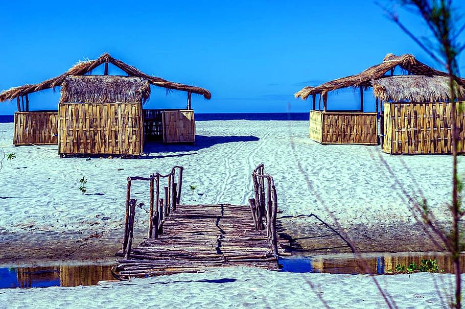 white, sand, beach, ocean, sea, water, blue, sky, nature, wood HD wallpaper