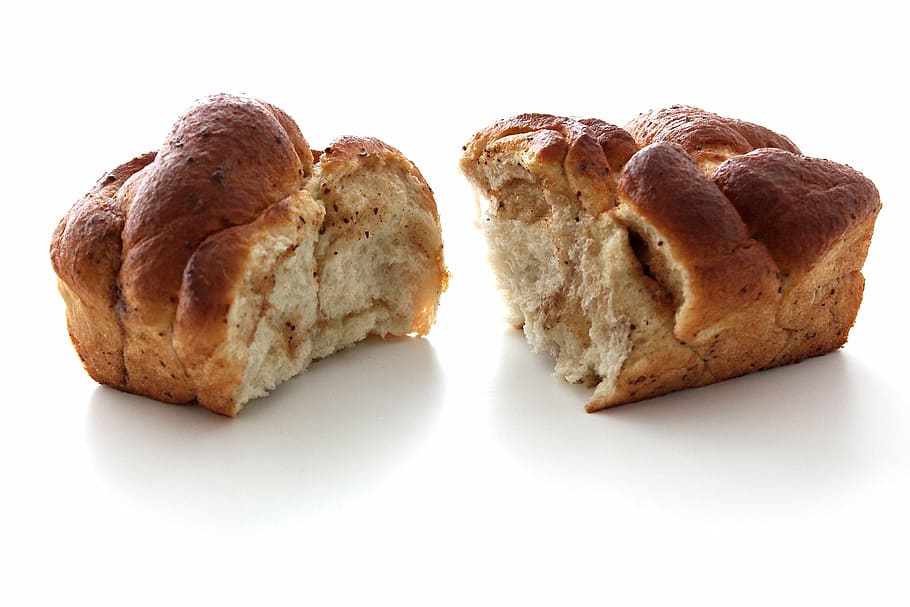 bread, form bread, bake, buns, shared bread, food, white background HD wallpaper
