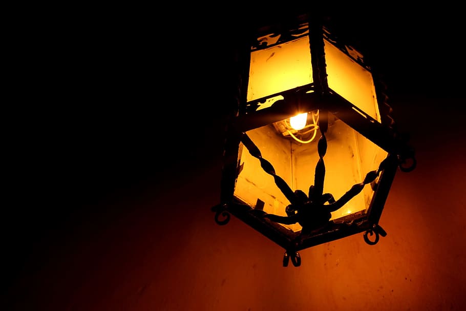 Lamp, Light, Old, Lighting, Focus, Lamps, night, penumbra, yellow, HD wallpaper