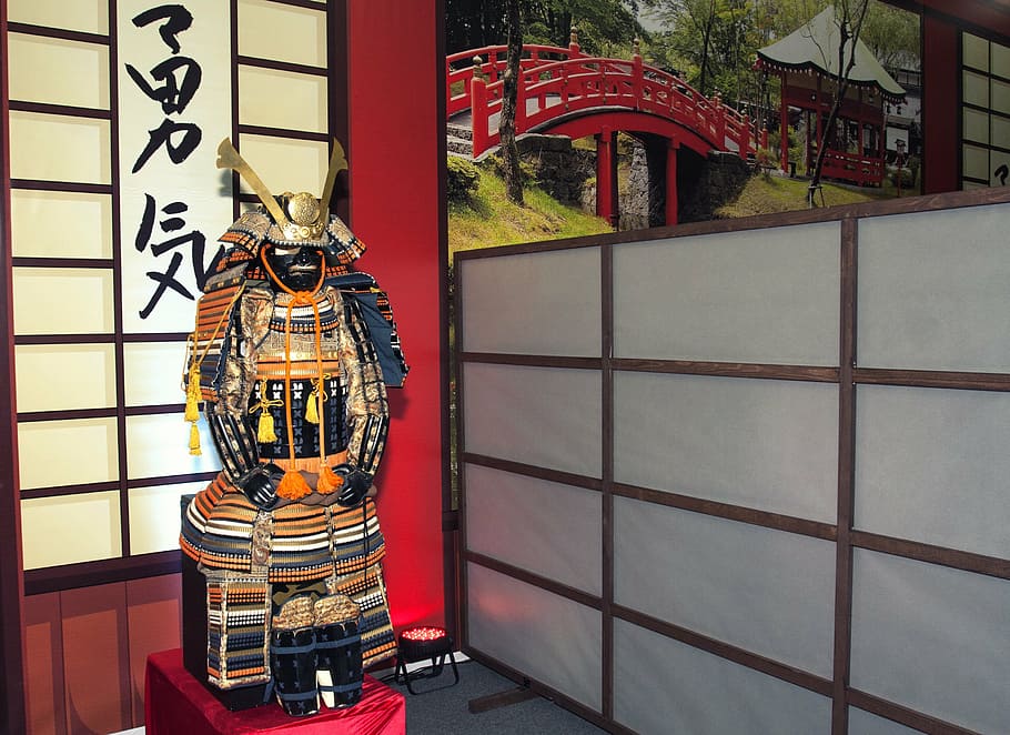 Samurai statuete, armor, warrior, japan, helmet, fighter, japanese Culture HD wallpaper
