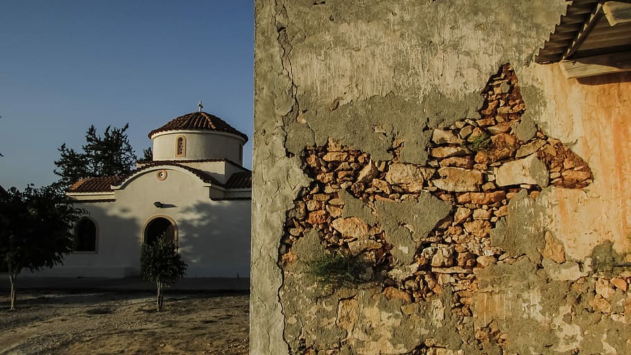Wall, Damaged, Weathered, Decay, old house, church, street HD wallpaper