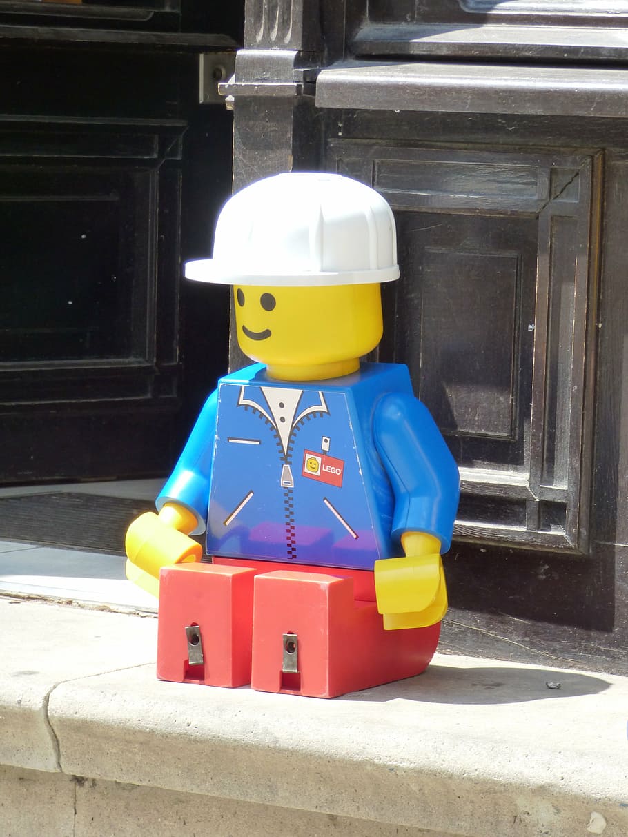 lego, pads, guy, ludek, character, male, toy, day, yellow, architecture HD wallpaper