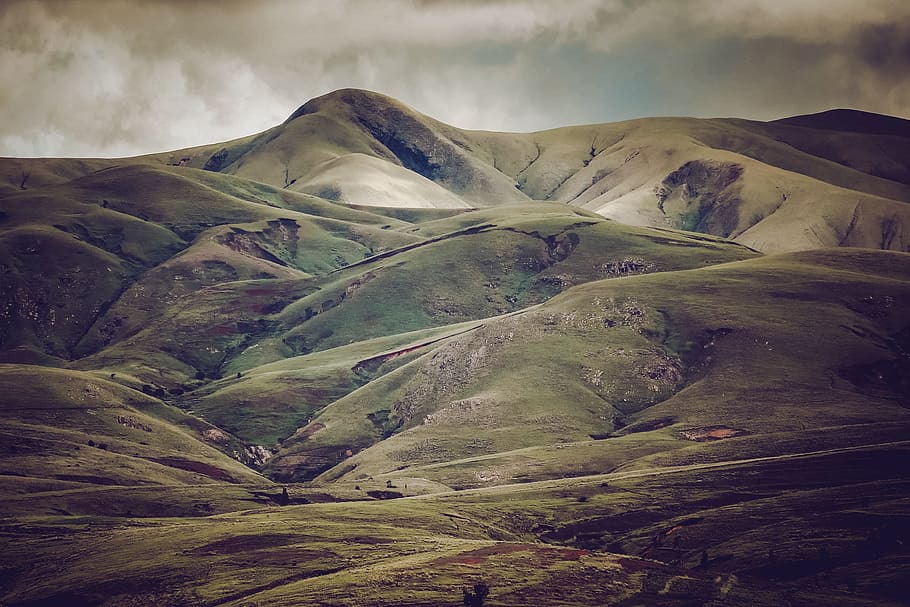 green mountain during daytime, clouds, cloudy, dark, gloomy HD wallpaper