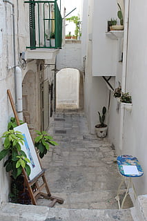 glimpse, white, historical centre, ostuni, salento, puglia HD wallpaper