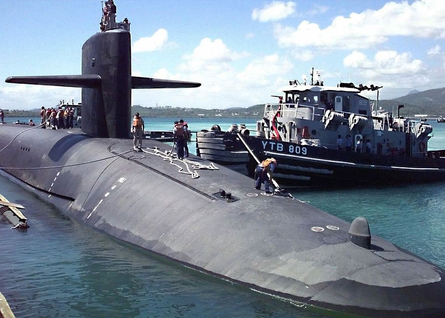 Ohio-class ballistic missile submarine USS Maryland, DN-SD-99-05760