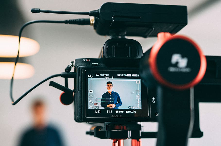 Record, black camera showing man wearing blue dress shirt, video HD wallpaper