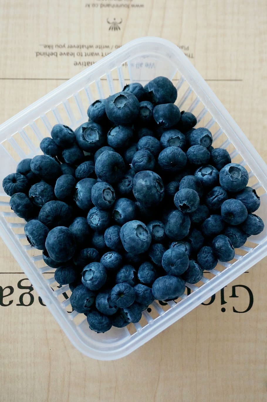 blueberry, fruit, purple, food and drink, healthy eating, freshness HD wallpaper