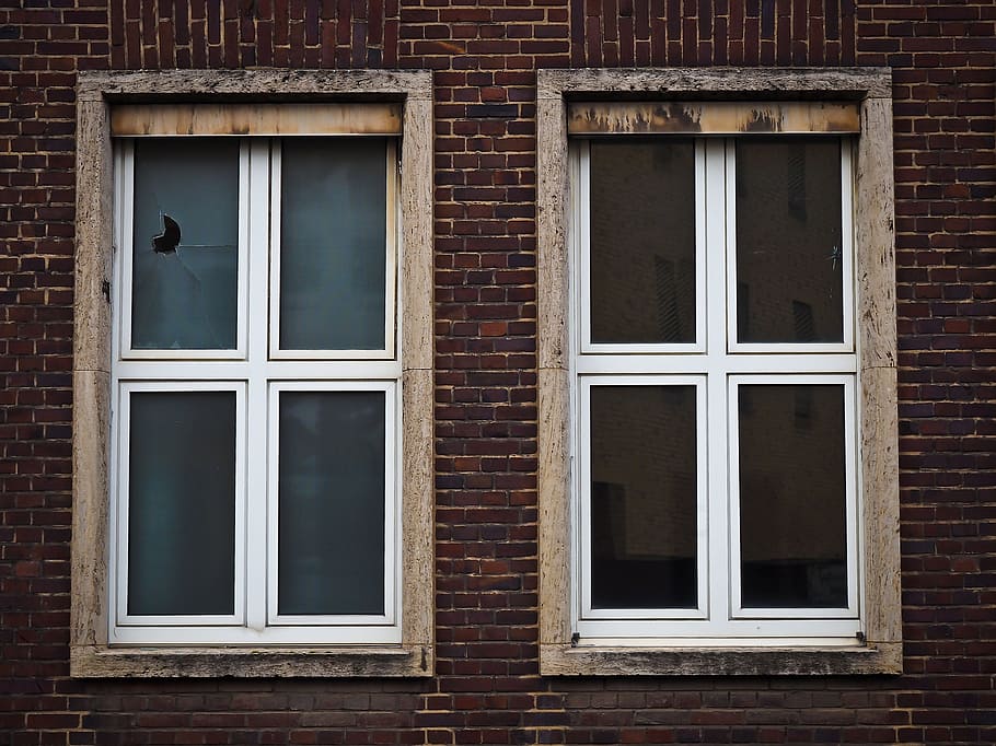 white wooden framed and clear glass windows close, Old, Facade HD wallpaper