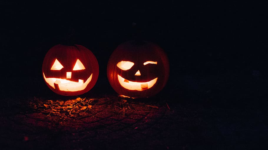 two lighted jack-o-lanterns during night time, two Halloween pumpkins, HD wallpaper