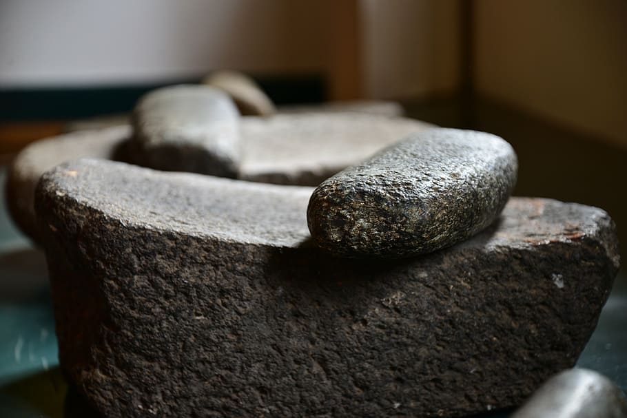stone, grinding, archeology, mapuche, indoors, close-up, mortar and pestle HD wallpaper