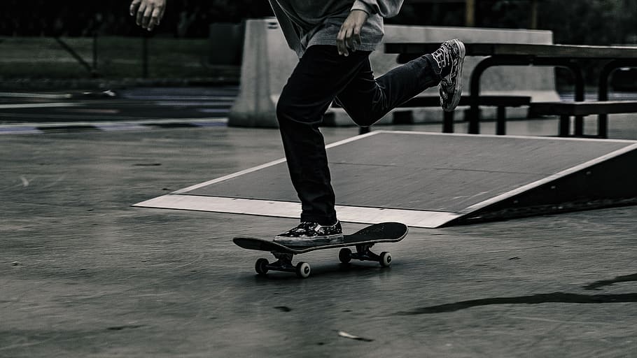 man riding on skateboard Black and white photography, man riding skateboard