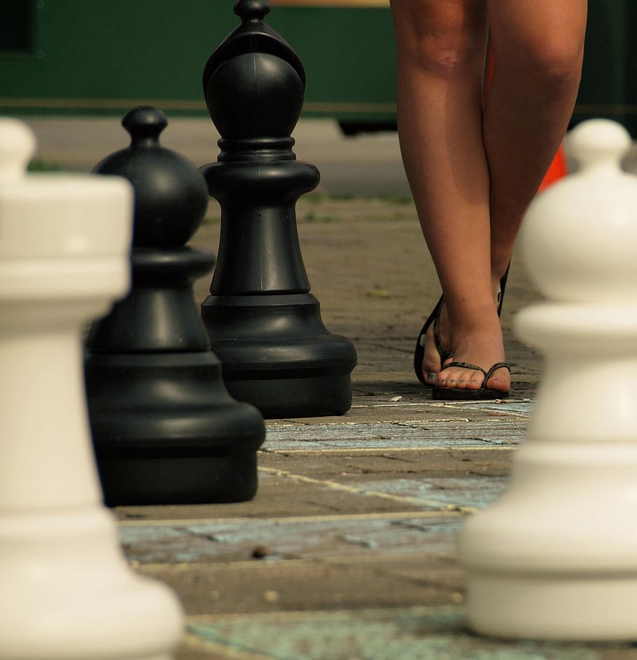 chess, feet, concentrate, board game, leisure activity, leisure games HD wallpaper