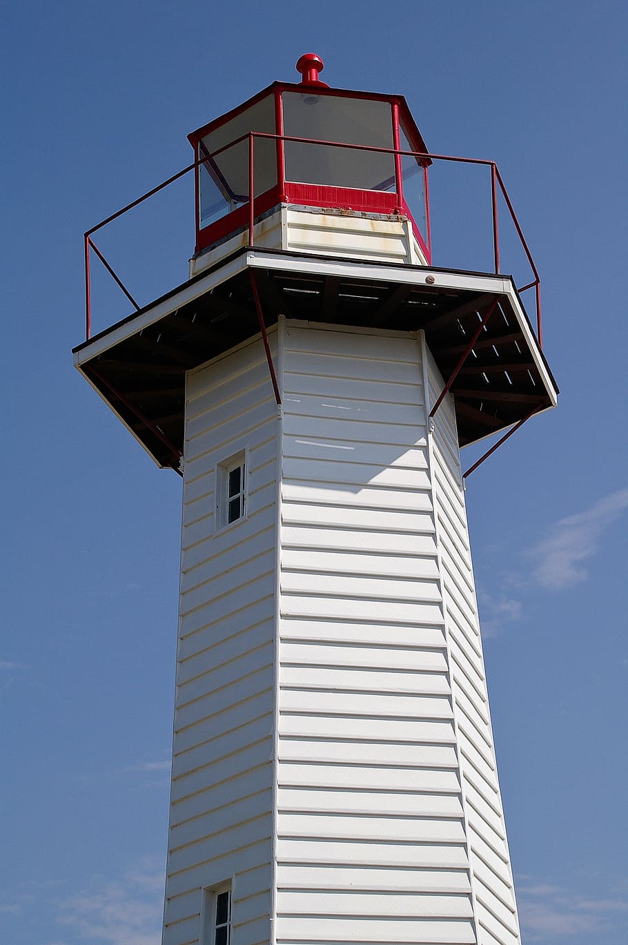 lighthouse, beacon, sky, white, red, tower, navigation, lantern HD wallpaper
