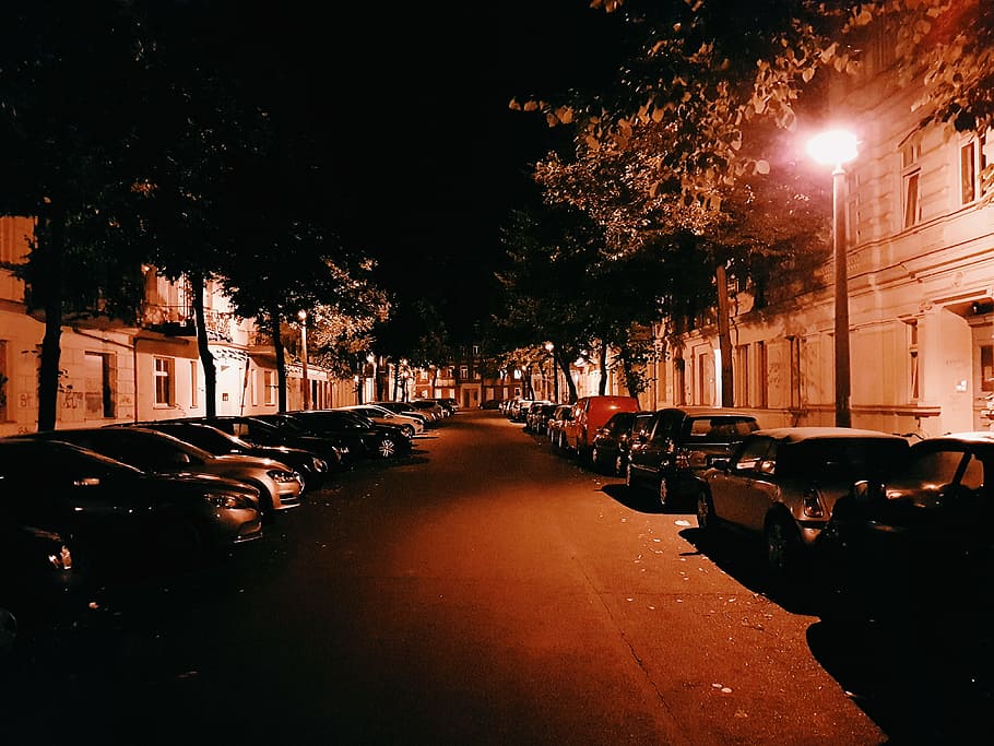 light, city, cars, road, architecture, berlin, building, dark HD wallpaper