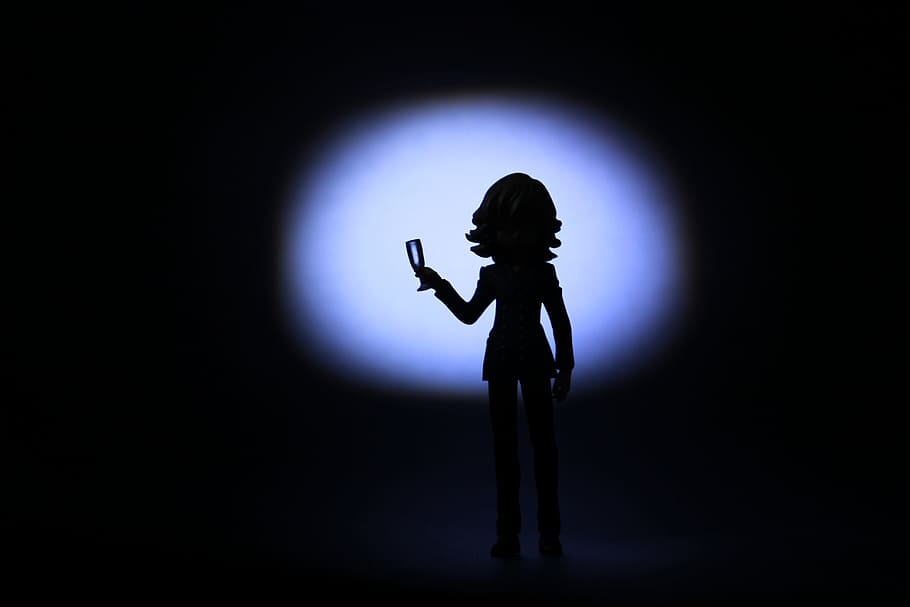 toast, drink, spot light, silhouette, performance, one person HD wallpaper