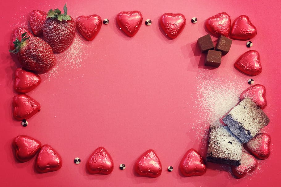 close up of strawberry cake and chocolate, red, food, pink color HD wallpaper
