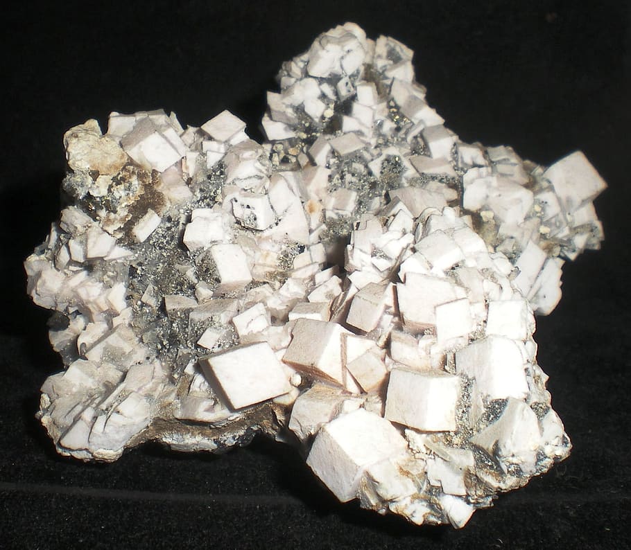 minerals, cubes, baird, nature, indoors, still life, crystal HD wallpaper