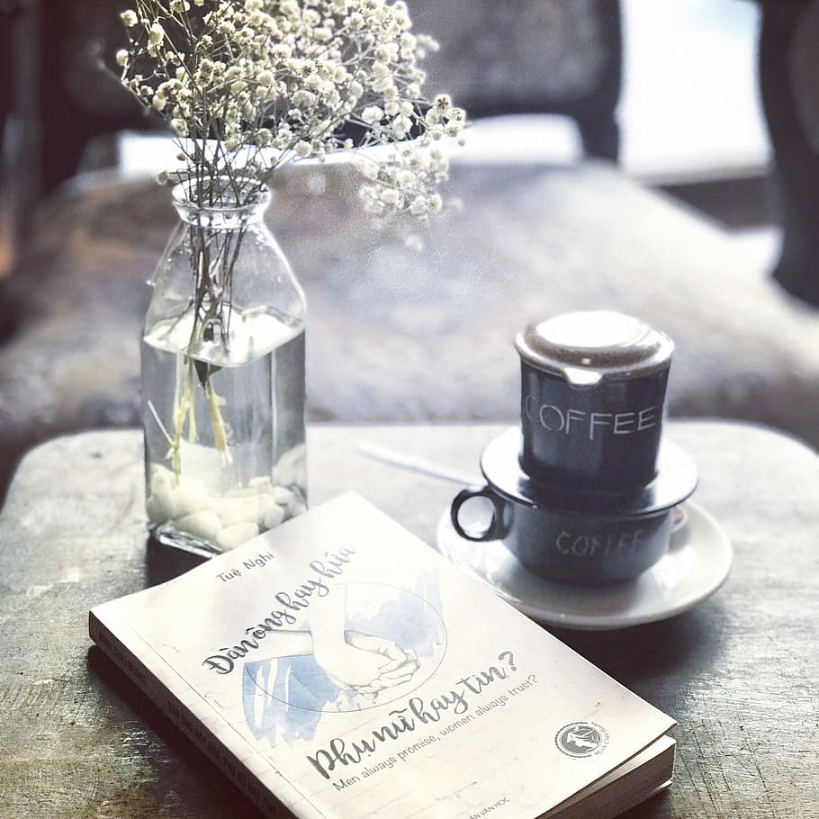 clear glass vase beside book, coffee, drink, cup, cafe, coffee shop HD wallpaper