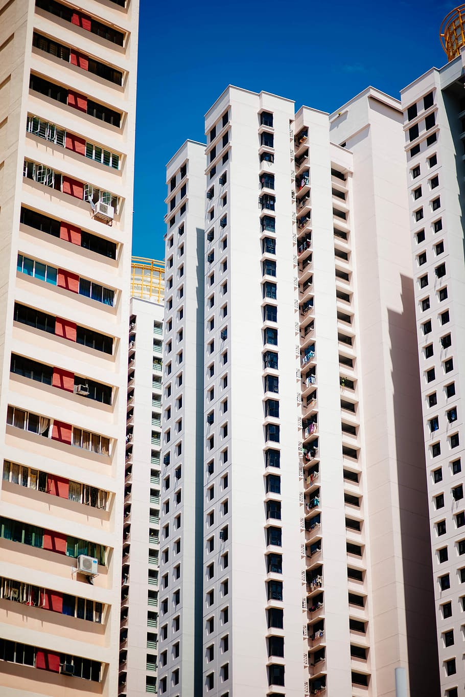 high rise building, white concrete high-rise buildings, architecture HD wallpaper