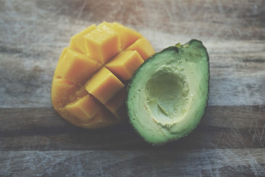 slice mango and avocado fruits in closeup photography, sliced mango and avocado fruits, HD wallpaper