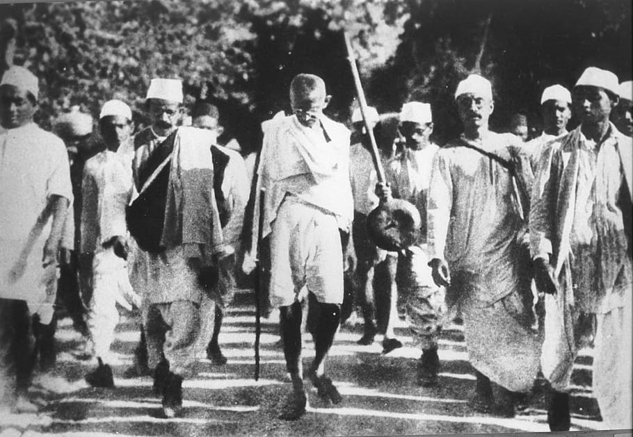 Mohandas Karamchand Gandhi, peace movement, 1930, black and white