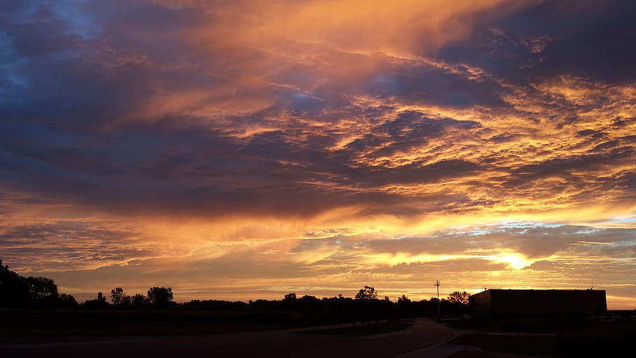 sunrise, sky, clouds, glow, orange, dawn, horizon, scenic, morning HD wallpaper
