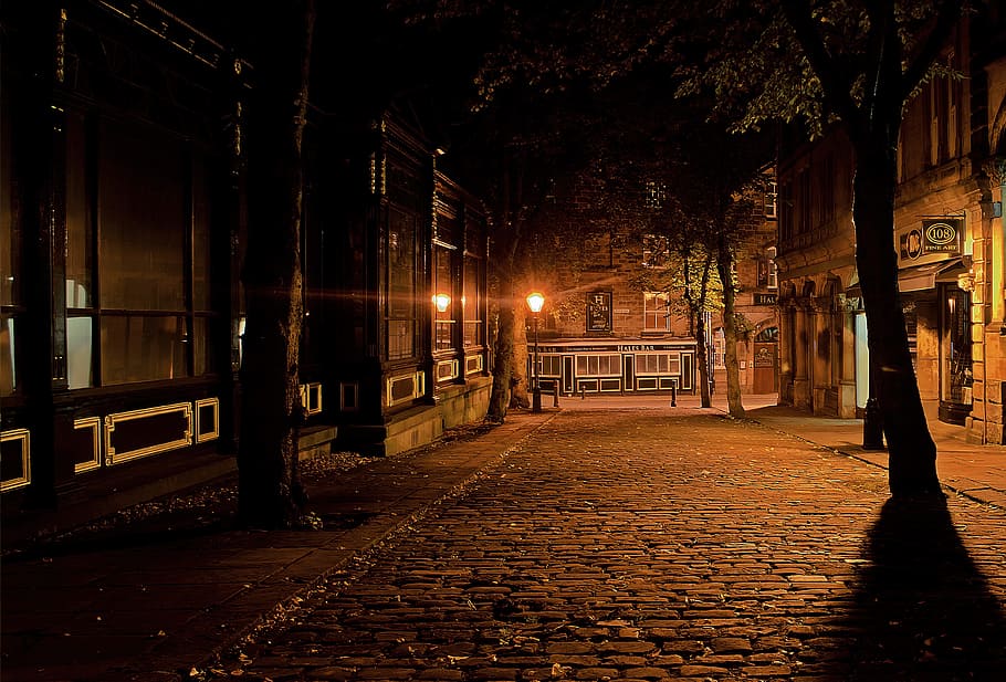 Silent Street during Night, cobbles, dark, light, sidewalks, silhouette, HD wallpaper