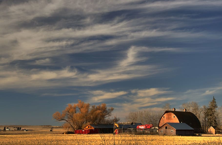 farm, prairie, clouds, barn, rural, agriculture, sky, countryside HD wallpaper