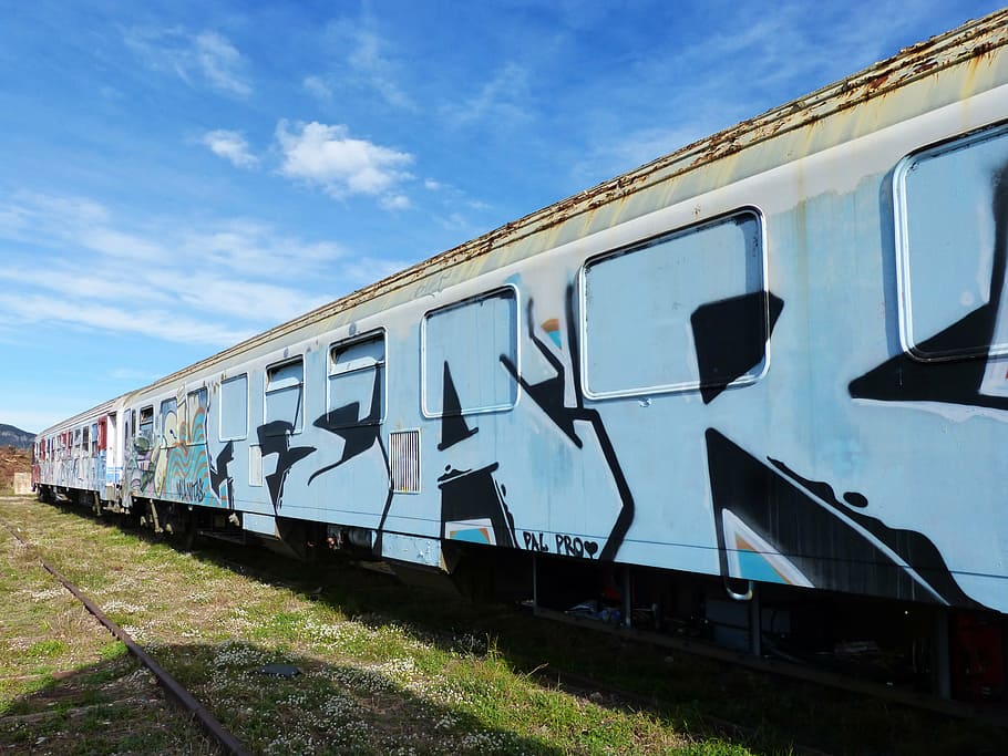 train, wagon, vandalism, abandoned, graffitti, sky, rail transportation, HD wallpaper