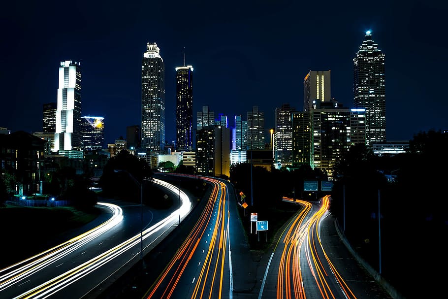 Skyline with lights and roads in Atlanta, Georgia, photos, night
