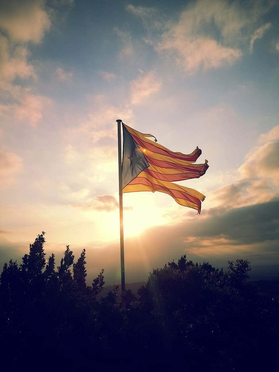 flag, sky, catalonia, ruins, mast, cloud, sunset, patriotism, HD wallpaper
